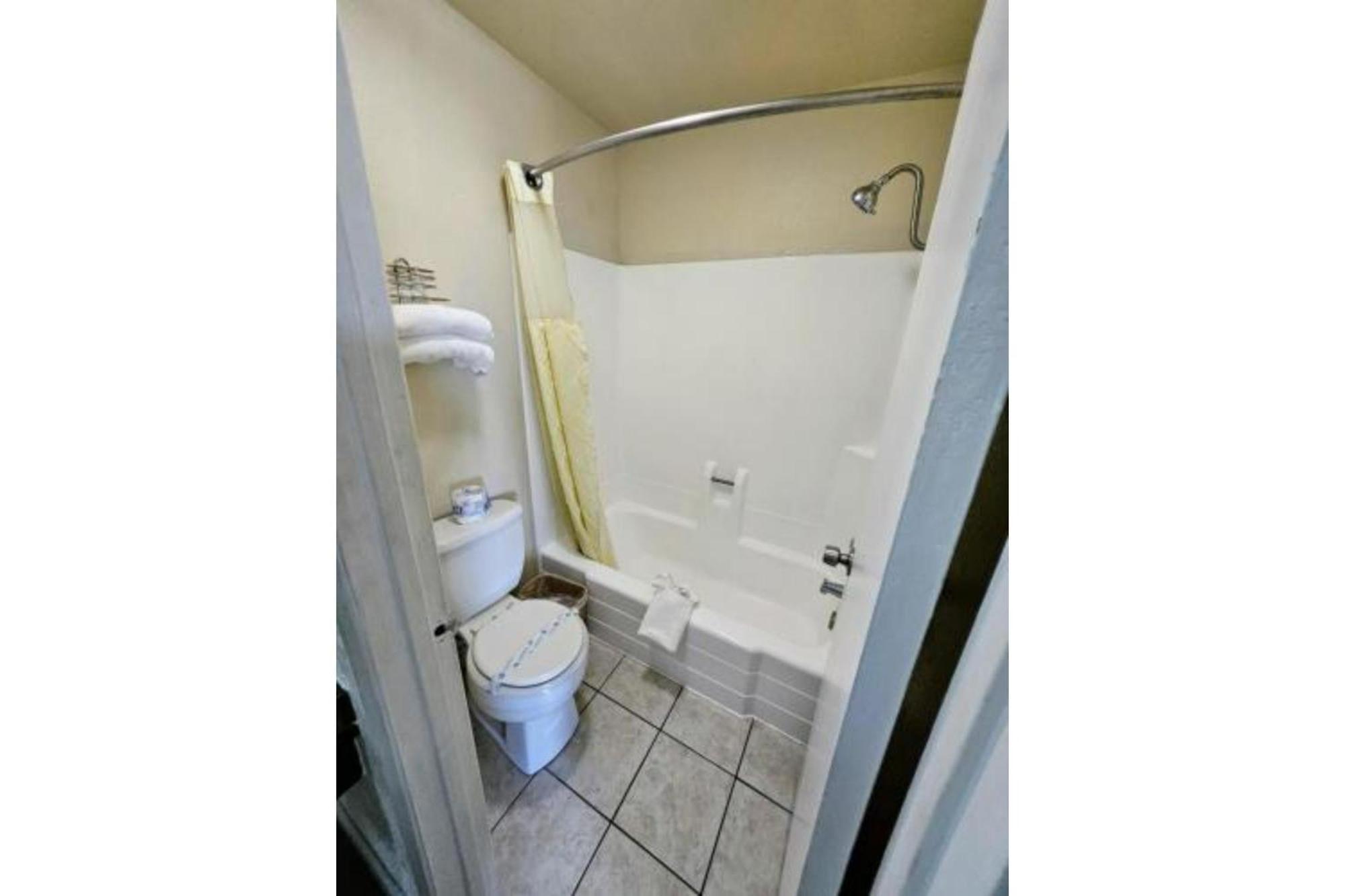 Hotel Ridgecrest An Extended Stay Studio Eksteriør bilde